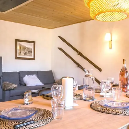 Chalet Village Courbaton