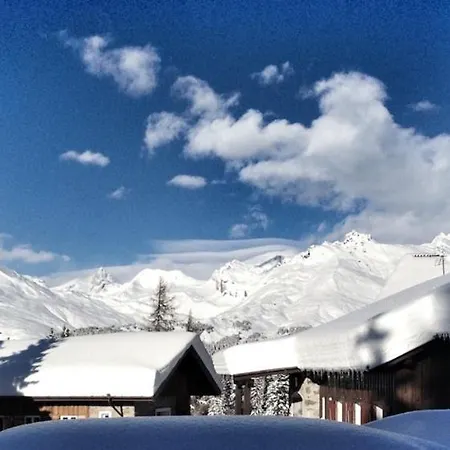 Chalet Village Courbaton Chalet